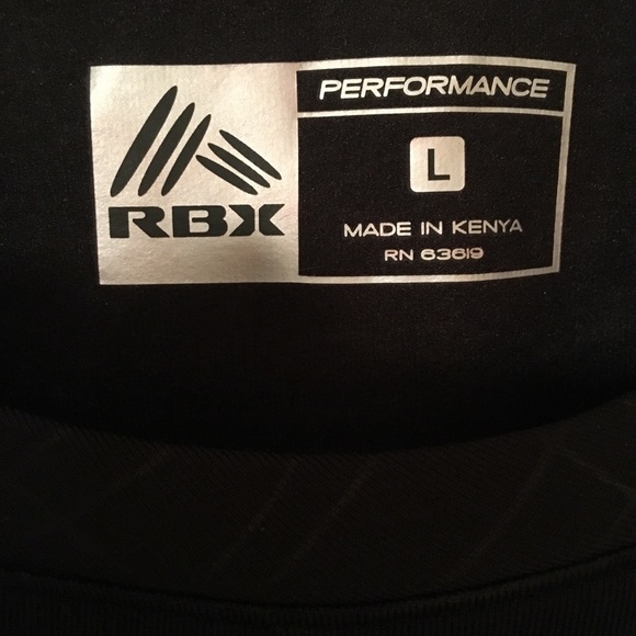 Reebok Women’s athletic top - Picture 3 of 6